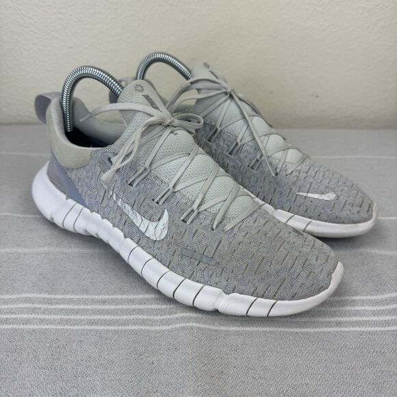 Women’s Nike Free Run RN 5.0 Road Running Shoes Pure Platinum Metallic Silver 8 - Picture 1 of 16